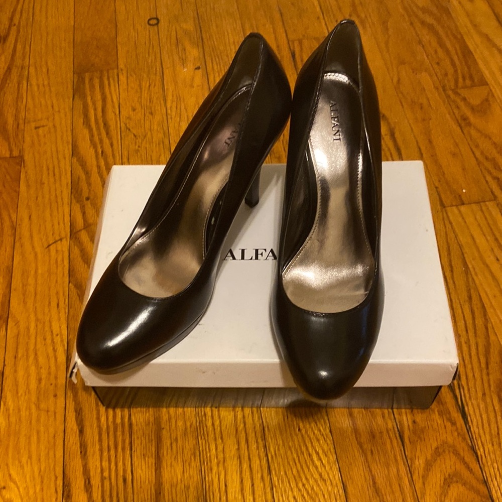 Women’s shoes